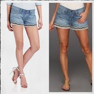 Lucky Brand Womens Riley Short w/ Aztec Embroidery